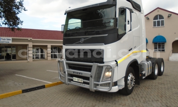 Buy Used Volvo F4 White Truck in Lusaka in Zambia Buy Used Volvo F4 White Truck in Lusaka in Zambia