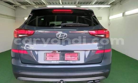 Nunua Ilio tumika Hyundai Tucson Fedha Gari ndani ya Kitwe nchini Zambia Nunua Ilio tumika Hyundai Tucson Fedha Gari ndani ya Kitwe nchini Zambia