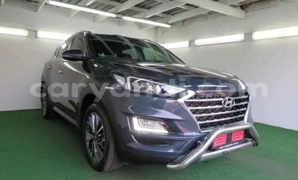 Buy Used Hyundai Tucson Silver Car in Kitwe in Zambia Buy Used Hyundai Tucson Silver Car in Kitwe in Zambia