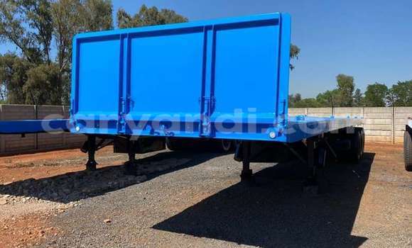 Buy Used DAF CF Blue Truck in Lusaka in Zambia Buy Used DAF CF Blue Truck in Lusaka in Zambia