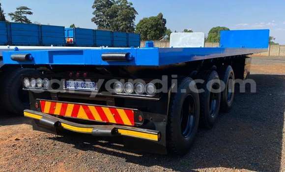 Buy Used DAF CF Blue Truck in Lusaka in Zambia Buy Used DAF CF Blue Truck in Lusaka in Zambia