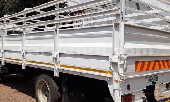 Acheter Occasion Utilitaire Suzuki Every Blanc à Chilanga, Lusaka Acheter Occasion Utilitaire Suzuki Every Blanc à Chilanga, Lusaka