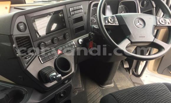 Buy Used Mercedes–Benz 1127 White Truck in Kitwe in Zambia Buy Used Mercedes–Benz 1127 White Truck in Kitwe in Zambia