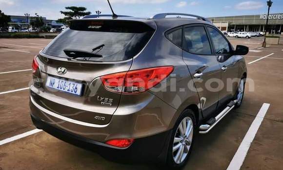 Buy Used Hyundai ix35 Silver Car in Solwezi in North-Western Buy Used Hyundai ix35 Silver Car in Solwezi in North-Western
