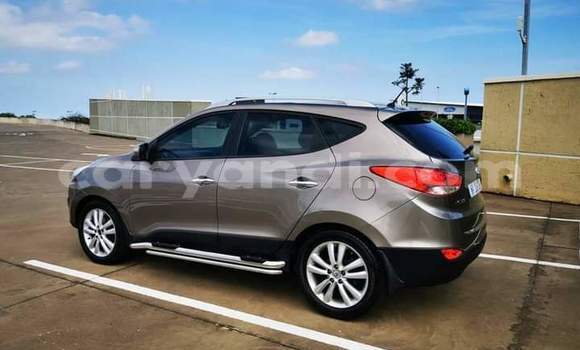 Buy Used Hyundai ix35 Silver Car in Solwezi in North-Western Buy Used Hyundai ix35 Silver Car in Solwezi in North-Western