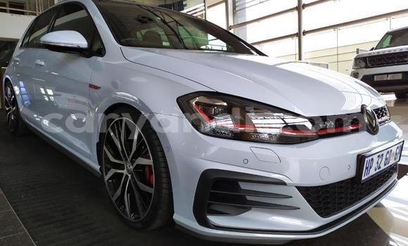 Acheter Occasion Voiture Volkswagen Golf Blanc à Lusaka, Zambie Acheter Occasion Voiture Volkswagen Golf Blanc à Lusaka, Zambie