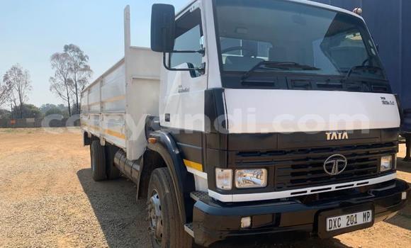 Tenga Tsaru Nissan UD Chena Rori in Lusaka in Zambia Tenga Tsaru Nissan UD Chena Rori in Lusaka in Zambia