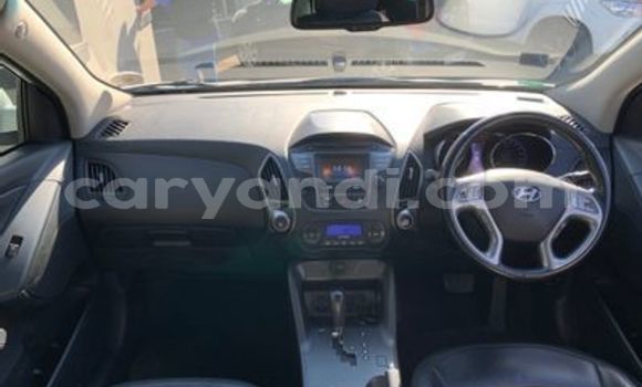 Buy Used Hyundai ix35 White Car in Mufulira in Zambia Buy Used Hyundai ix35 White Car in Mufulira in Zambia