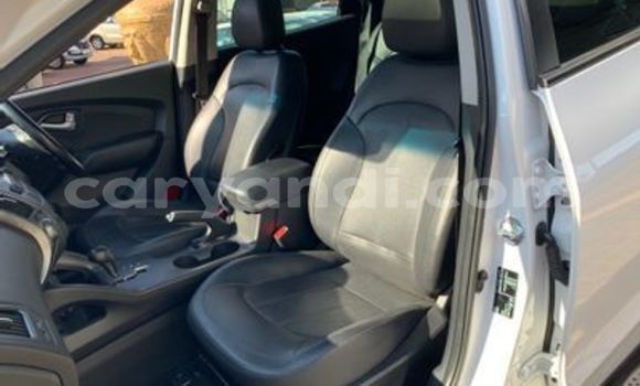 Buy Used Hyundai ix35 White Car in Mufulira in Zambia Buy Used Hyundai ix35 White Car in Mufulira in Zambia