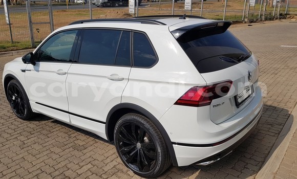 Buy Used Volkswagen Tiguan White Car in Kitwe in Zambia Buy Used Volkswagen Tiguan White Car in Kitwe in Zambia