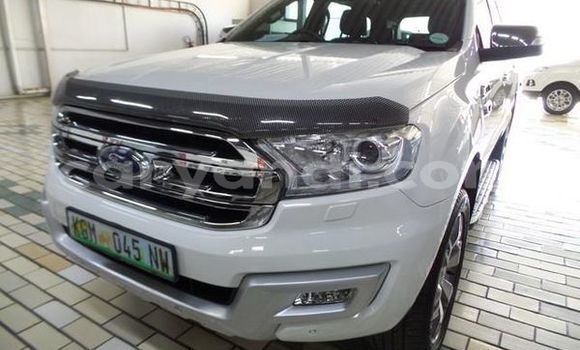 Buy Used Ford Everest Silver Car in Lusaka in Zambia Buy Used Ford Everest Silver Car in Lusaka in Zambia