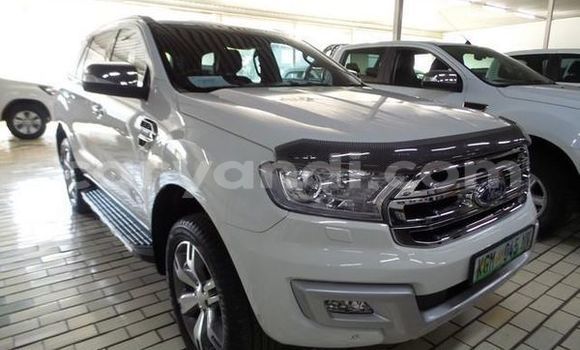 Buy Used Ford Everest Silver Car in Lusaka in Zambia Buy Used Ford Everest Silver Car in Lusaka in Zambia