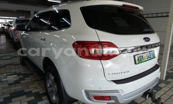 Buy Used Ford Everest Silver Car in Lusaka in Zambia Buy Used Ford Everest Silver Car in Lusaka in Zambia