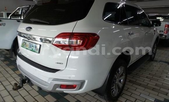 Buy Used Ford Everest Silver Car in Lusaka in Zambia Buy Used Ford Everest Silver Car in Lusaka in Zambia