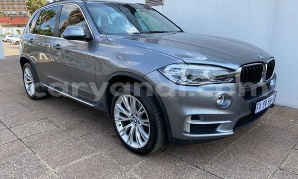 Acheter Occasion Voiture BMW X5 Gris à Lusaka, Zambie