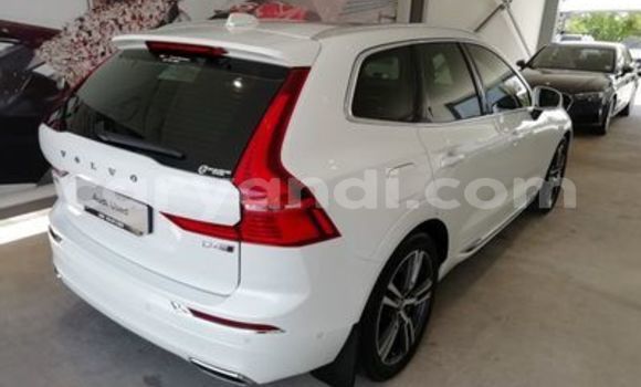 Buy Used Volvo XC60 White Car in Mazabuka in Southern Buy Used Volvo XC60 White Car in Mazabuka in Southern