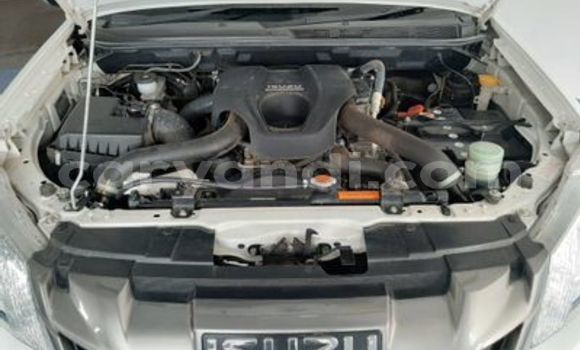 Tenga Tsaru Isuzu KB Chena Mota in Chingola in Zambia Tenga Tsaru Isuzu KB Chena Mota in Chingola in Zambia