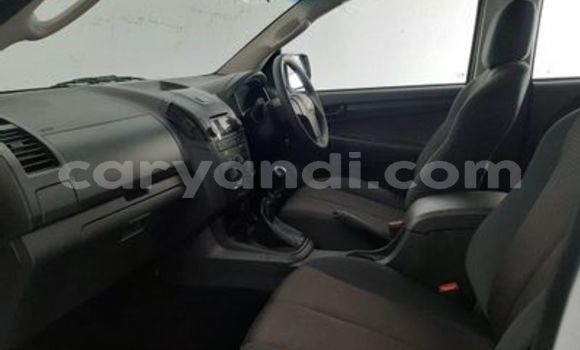 Tenga Tsaru Isuzu KB Chena Mota in Chingola in Zambia Tenga Tsaru Isuzu KB Chena Mota in Chingola in Zambia