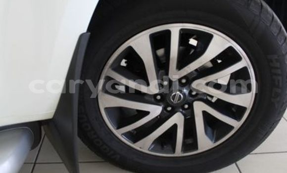 Buy Used Nissan Navara White Car in Chingola in Zambia Buy Used Nissan Navara White Car in Chingola in Zambia