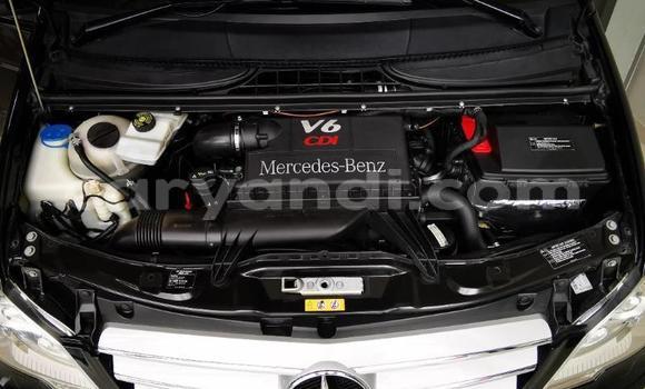 Acheter Occasion Voiture Mercedes‒Benz Viano Noir à Kitwe, Zambie Acheter Occasion Voiture Mercedes‒Benz Viano Noir à Kitwe, Zambie