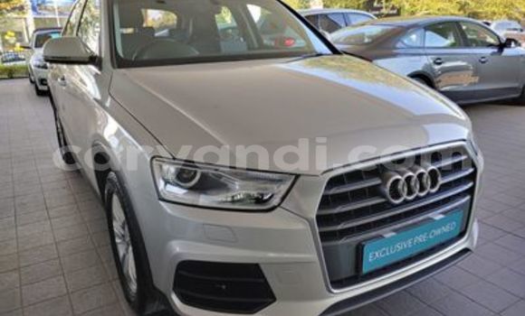 Acheter Occasion Voiture Audi Q3 Gris à Livingstone, Zambie