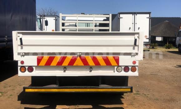 Tenga Tsaru Hino 300 Series Chena Rori in Chingola in Zambia Tenga Tsaru Hino 300 Series Chena Rori in Chingola in Zambia