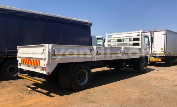 Tenga Tsaru Hino 300 Series Chena Rori in Chingola in Zambia Tenga Tsaru Hino 300 Series Chena Rori in Chingola in Zambia