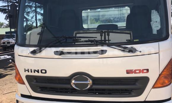 Tenga Tsaru Hino 300 Series Chena Rori in Chingola in Zambia Tenga Tsaru Hino 300 Series Chena Rori in Chingola in Zambia