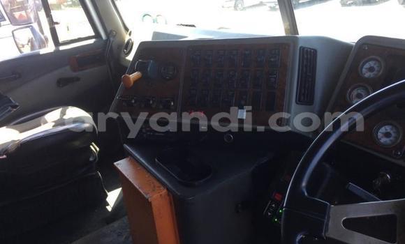 Acheter Occasion Utilitaire Scania R420 Blanc à Lusaka, Zambie Acheter Occasion Utilitaire Scania R420 Blanc à Lusaka, Zambie