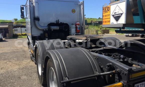 Acheter Occasion Utilitaire Scania R420 Blanc à Lusaka, Zambie Acheter Occasion Utilitaire Scania R420 Blanc à Lusaka, Zambie