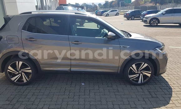 Tenga Tsaru Volkswagen T-Roc Chena Mota in Chingola in Zambia Tenga Tsaru Volkswagen T-Roc Chena Mota in Chingola in Zambia