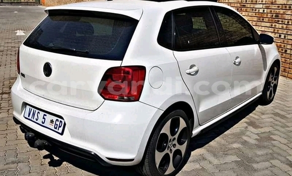 Acheter Occasion Voiture Volkswagen Polo GTI Blanc à Isoka, Nord Acheter Occasion Voiture Volkswagen Polo GTI Blanc à Isoka, Nord
