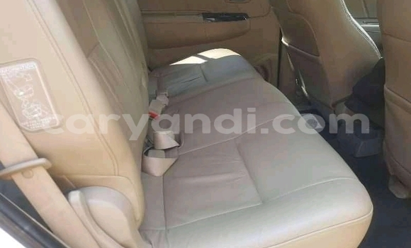 Acheter Occasion Voiture Toyota Fortuner Gris à Isoka, Nord Acheter Occasion Voiture Toyota Fortuner Gris à Isoka, Nord