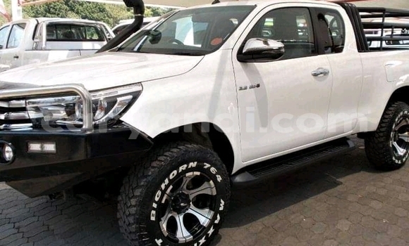 Acheter Occasion Voiture Toyota Hilux Blanc à Isoka, Nord Acheter Occasion Voiture Toyota Hilux Blanc à Isoka, Nord