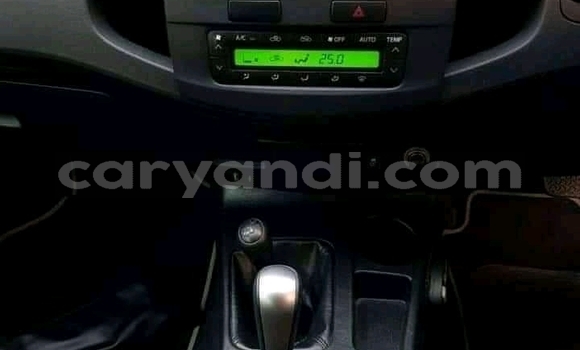 Acheter Occasion Voiture Toyota Hilux Blanc à Isoka, Nord Acheter Occasion Voiture Toyota Hilux Blanc à Isoka, Nord