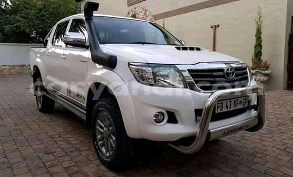 Acheter Occasion Voiture Toyota Hilux Blanc à Isoka, Nord Acheter Occasion Voiture Toyota Hilux Blanc à Isoka, Nord