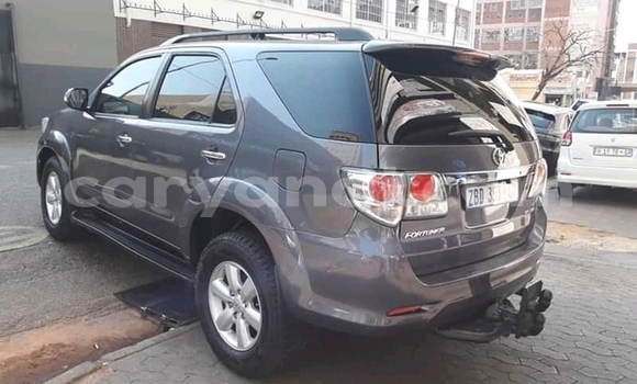 Acheter Occasion Voiture Toyota Fortuner Noir à Isoka, Nord Acheter Occasion Voiture Toyota Fortuner Noir à Isoka, Nord