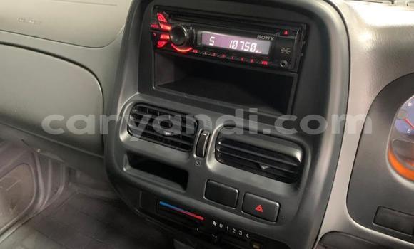 Acheter Occasion Voiture Nissan NP 300 Blanc à Chipata, Zambie Acheter Occasion Voiture Nissan NP 300 Blanc à Chipata, Zambie