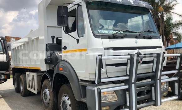 Acheter Occasion Utilitaire Mercedes–Benz 1622 Blanc à Chingola, Zambie Acheter Occasion Utilitaire Mercedes–Benz 1622 Blanc à Chingola, Zambie