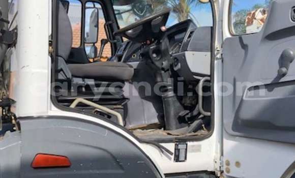 Acheter Occasion Utilitaire Mercedes–Benz 1622 Blanc à Chingola, Zambie Acheter Occasion Utilitaire Mercedes–Benz 1622 Blanc à Chingola, Zambie