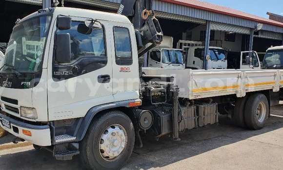 Buy Used Isuzu FTR 850 White Truck in Chingola in Zambia Buy Used Isuzu FTR 850 White Truck in Chingola in Zambia