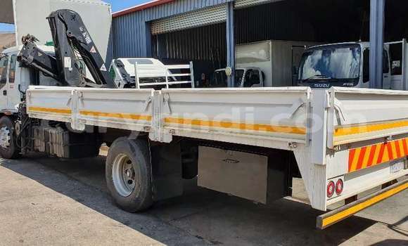 Nunua Ilio tumika Isuzu FTR 850 Nyeupe Lori ndani ya Chingola nchini Zambia Nunua Ilio tumika Isuzu FTR 850 Nyeupe Lori ndani ya Chingola nchini Zambia