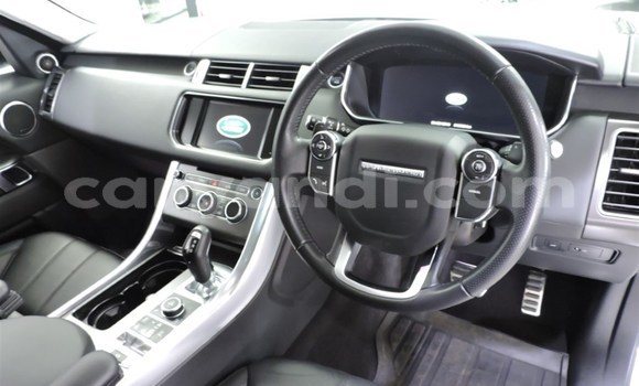 Buy Used Land Rover Range Rover Vogue White Car in Lusaka in Zambia Buy Used Land Rover Range Rover Vogue White Car in Lusaka in Zambia