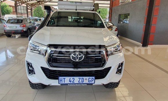 Buy Used Toyota Hilux White Car in Choma in Southern Buy Used Toyota Hilux White Car in Choma in Southern