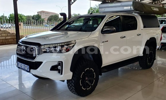 Buy Used Toyota Hilux White Car in Choma in Southern Buy Used Toyota Hilux White Car in Choma in Southern