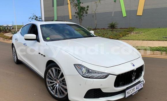 Buy Used Maserati Ghibli White Car in Choma in Southern Buy Used Maserati Ghibli White Car in Choma in Southern