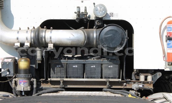 Acheter Occasion Utilitaire DAF CF Blanc à Zambèze, Nord-Ouest Acheter Occasion Utilitaire DAF CF Blanc à Zambèze, Nord-Ouest