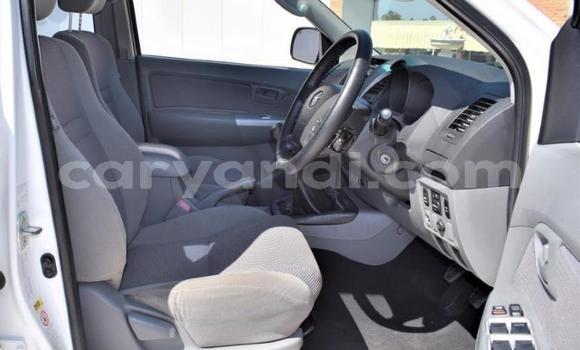 Buy Used Toyota Hilux White Car in Chipata in Zambia Buy Used Toyota Hilux White Car in Chipata in Zambia