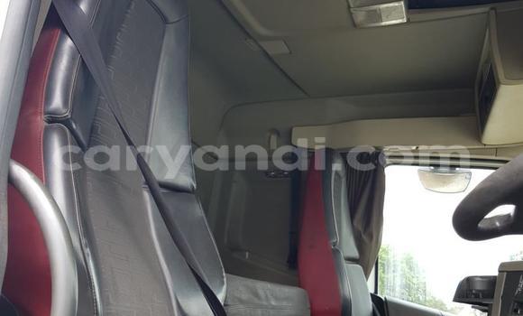 Acheter Occasion Utilitaire Volvo F4 Blanc à Mazabuka, Du sud Acheter Occasion Utilitaire Volvo F4 Blanc à Mazabuka, Du sud