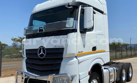 Buy Used Mercedes–Benz 2644 White Truck in Mazabuka in Southern